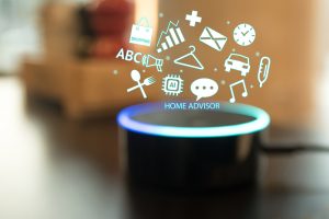 Sprachassistenten wie Amazons Alexa werden immer stärker mit Autos vernetzt.